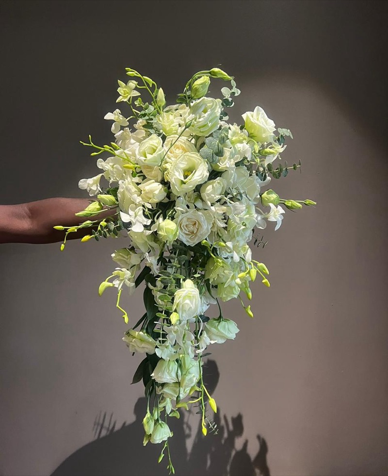 White lisianthus trailing bridal cascade